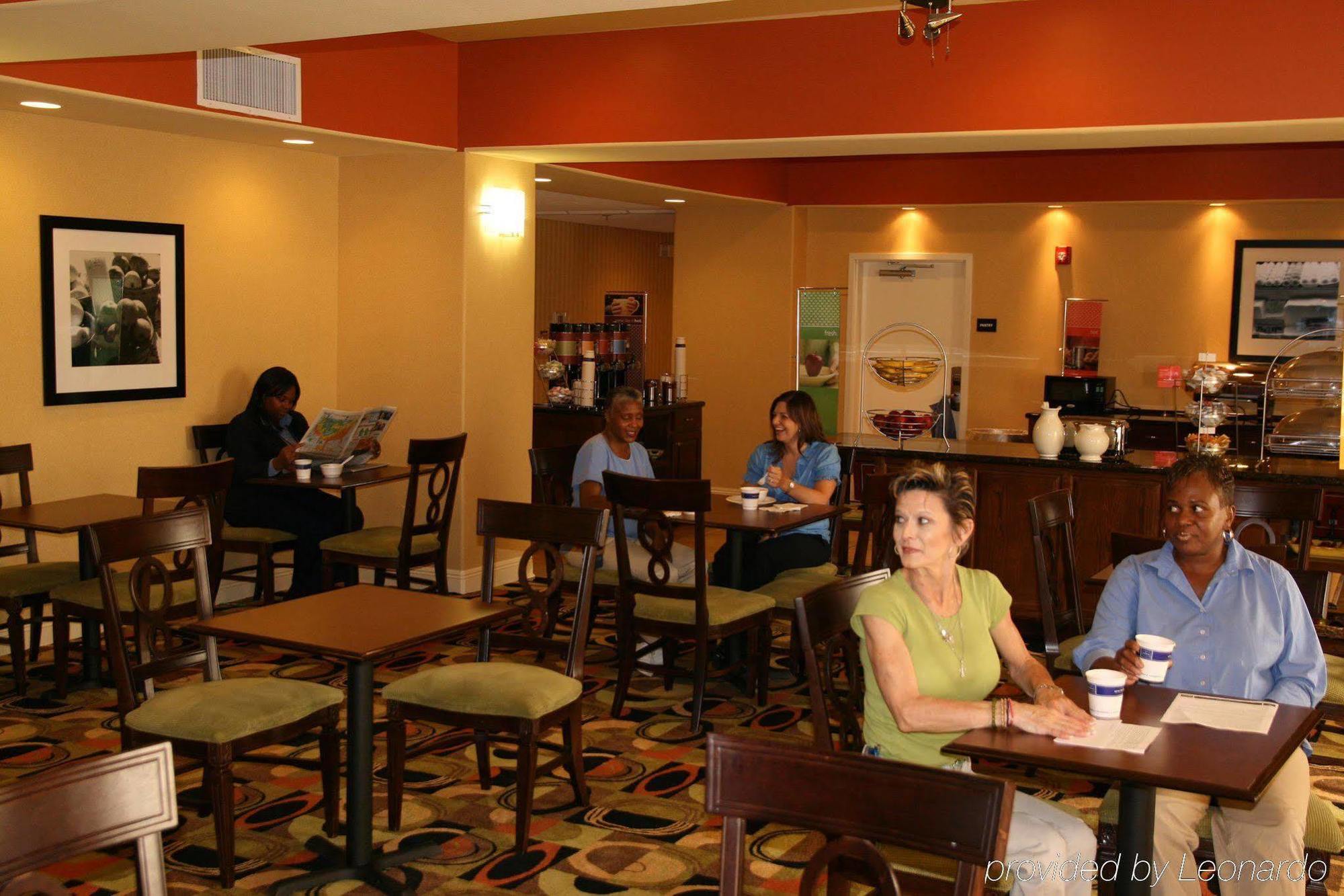 Hampton Inn Baton Rouge - Denham Springs Restaurant photo